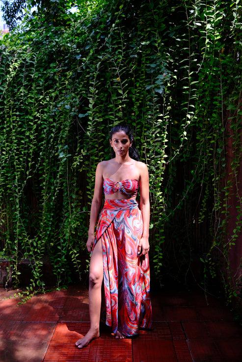 Cayenne Wave Long Tie Up Sarong, a product by izsi