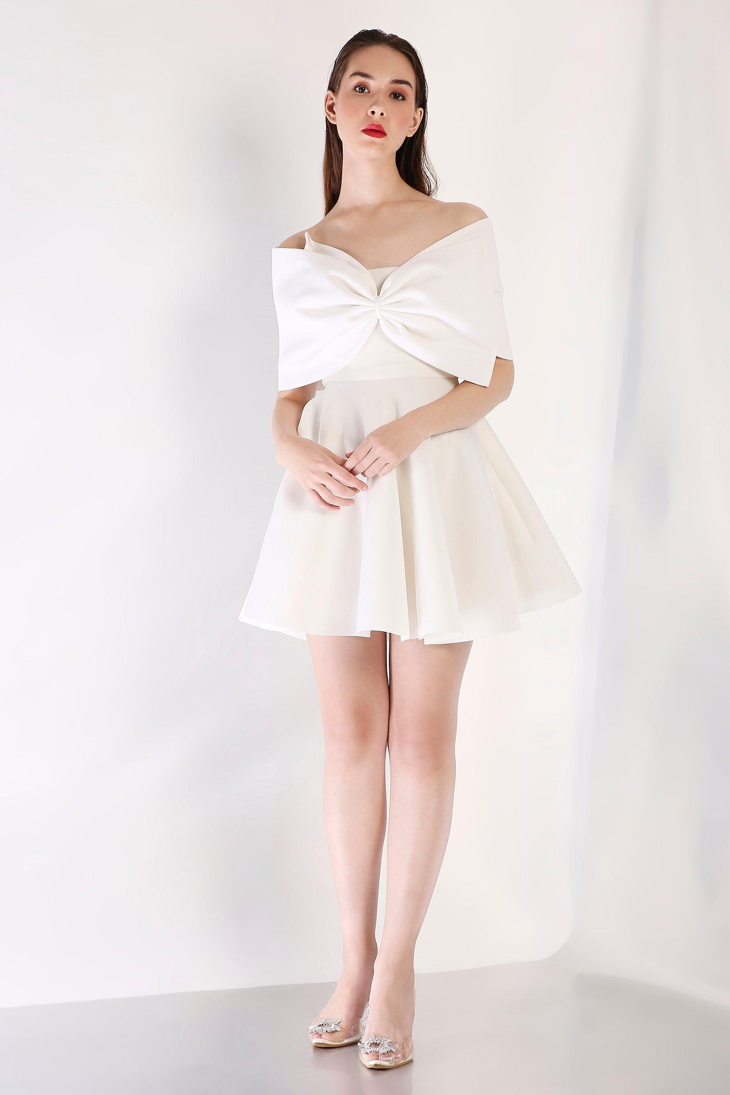 Tyche + Bow Wrap, a product by Ozeqo